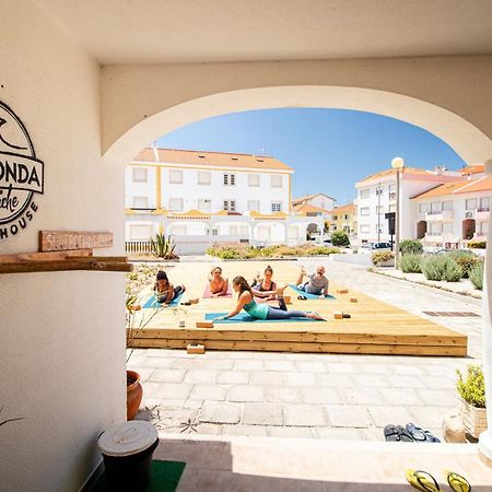 Boa Onda Guesthouse Atouguia Da Baleia Esterno foto