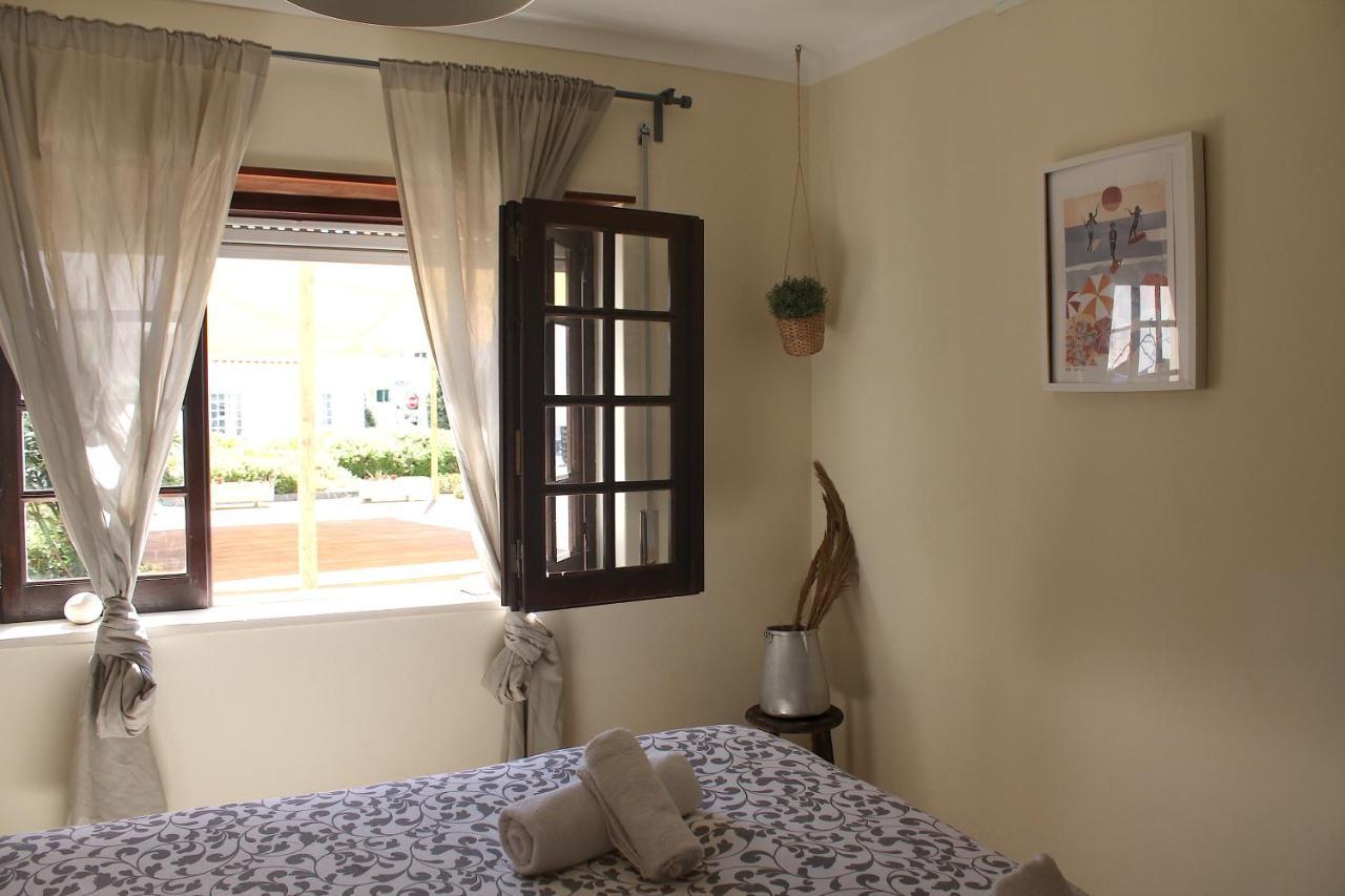 Boa Onda Guesthouse Atouguia Da Baleia Esterno foto